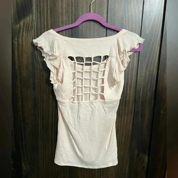 NWOT-Chaser Flounce Top with Lattice Back- Peach in color. Size M - Picture 3 of 6